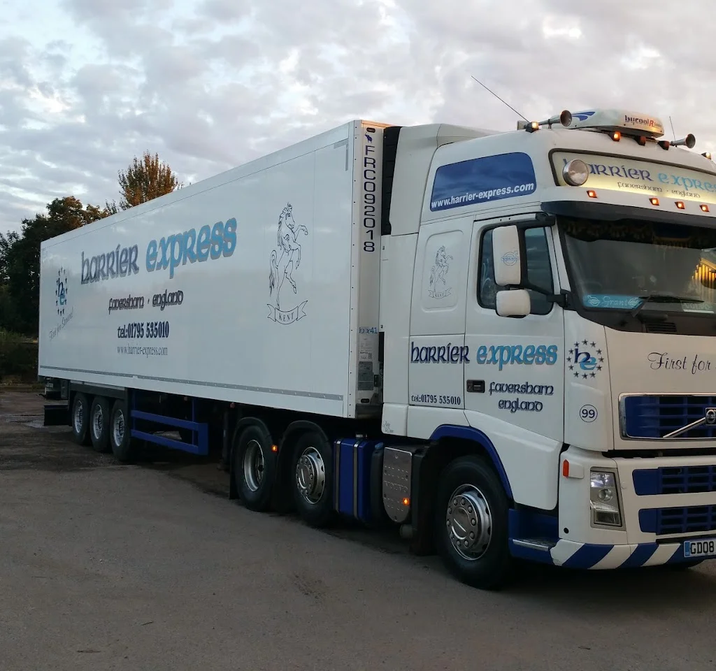 Trailer rental